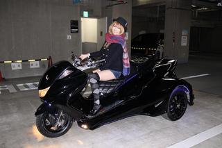 南明奈と愛車の画像2